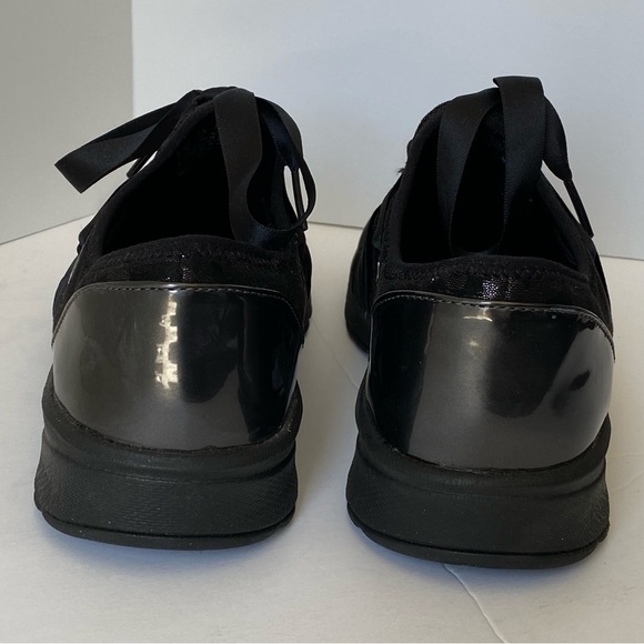Bzees Glisten Shimmer Black Ribbon Slip on Sneakers - Sz 7 W - Picture 5 of 11